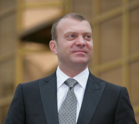Христо Манов вицепрезидент за Централна Европа на AVON